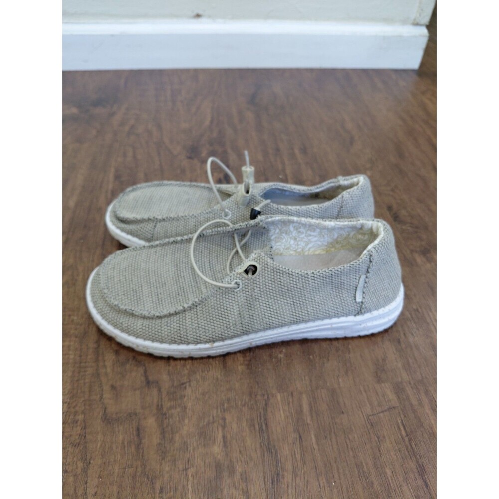 Hey Dude Wendy Sox Sanf Beige  Women’s Size 9  Slip On Loafer Shoes